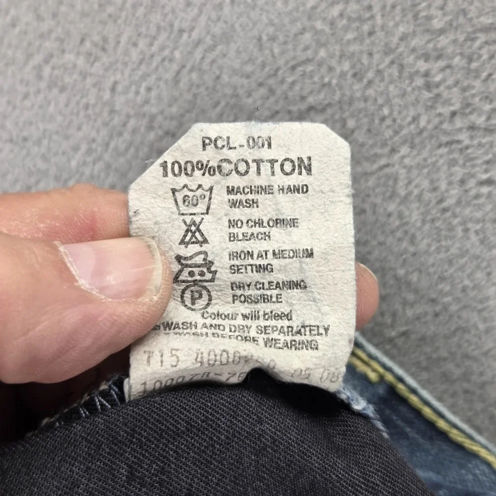 Levis 13133 important